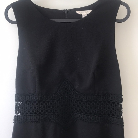 BLACK DRESS WITH SHEER LACE - Picture 3 of 4